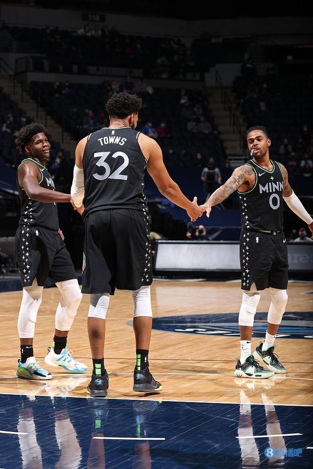 中拥有多名 中拥有多名