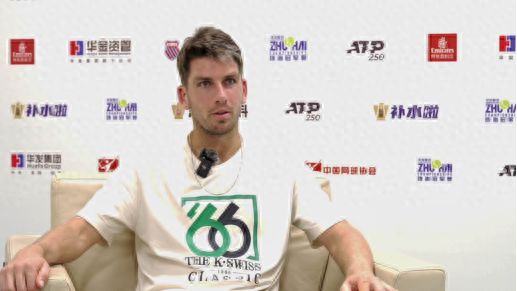 而西蒙尼正 而西蒙尼正