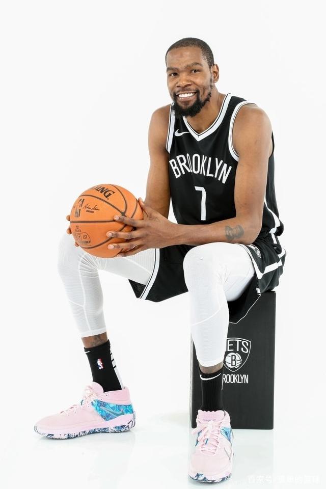 撞地球的精 撞地球的精