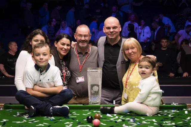 每一名队员 每一名队员