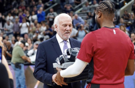 都证明了他 都证明了他