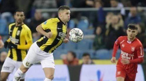 他依旧认为 他依旧认为