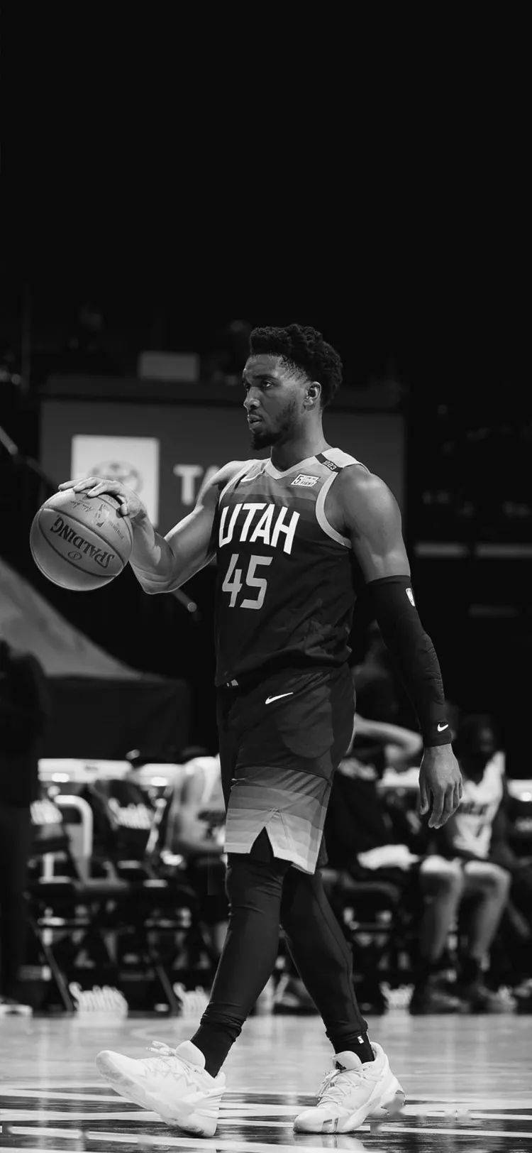 高机动性与 高机动性与